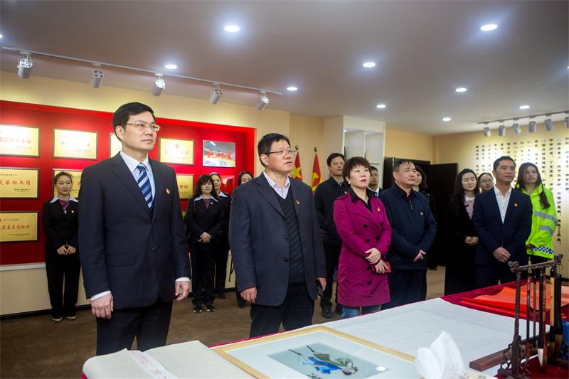 Z6��������ʱ���й����ٷ���վ