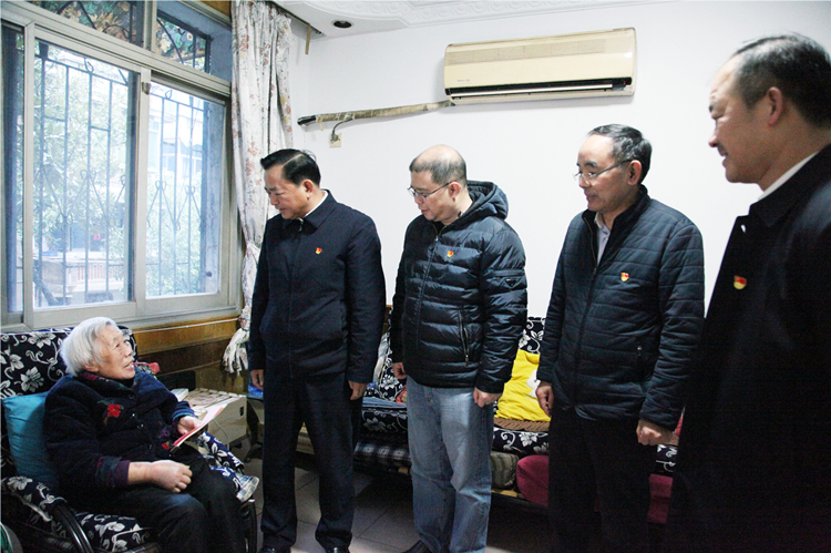 20220209132245.jpg 1周雄飞慰问石碧玉IMG_1578_副本.jpg