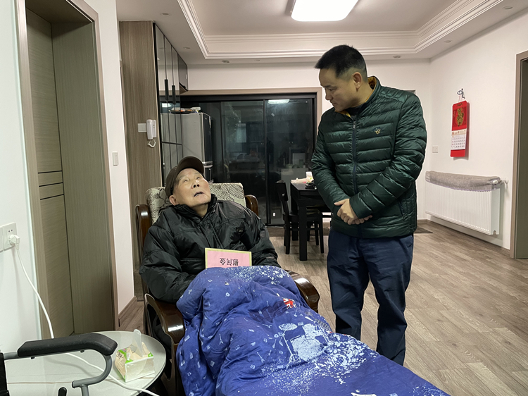 20220209133381.jpg 21陈湘平慰问20220128114401.jpg