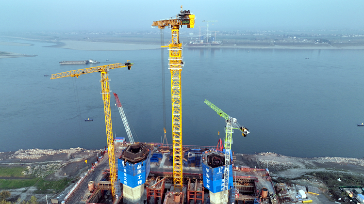 20231124359444.jpg R4300-200´´ÐÂÐͽṹËþ»ú (2)_¸±±¾.jpg