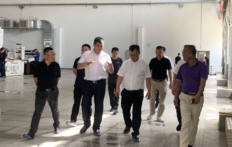 福清市代市长张新怿一行辅导 莅临GA黄金甲新资料科技工业园参观调研